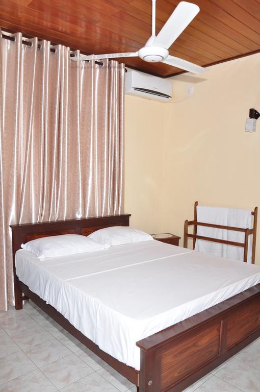 Sugandi Inn Kochchikade 외부 사진